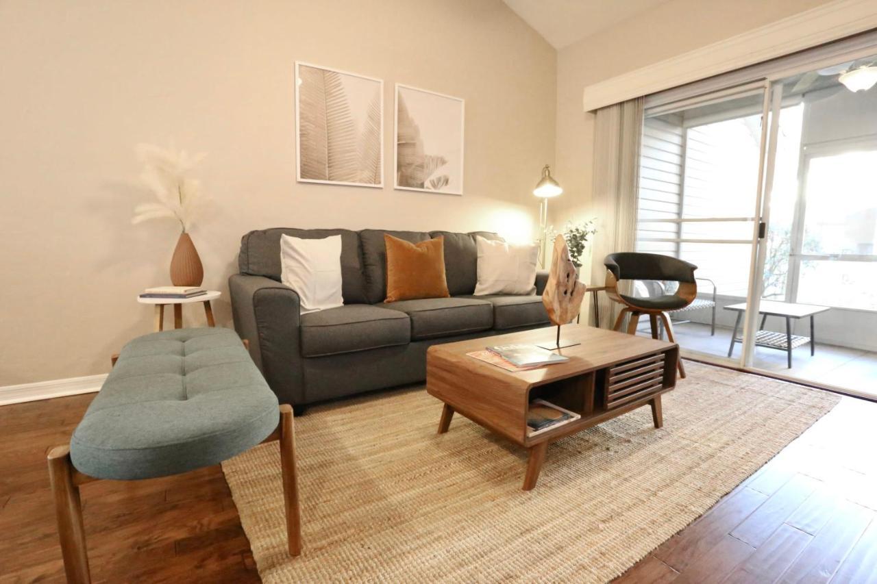 Nomad Retreat King Bed Boutique Condo W Garage Gainesville Buitenkant foto