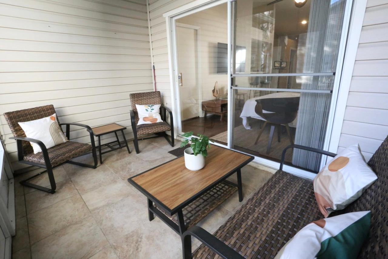 Nomad Retreat King Bed Boutique Condo W Garage Gainesville Buitenkant foto