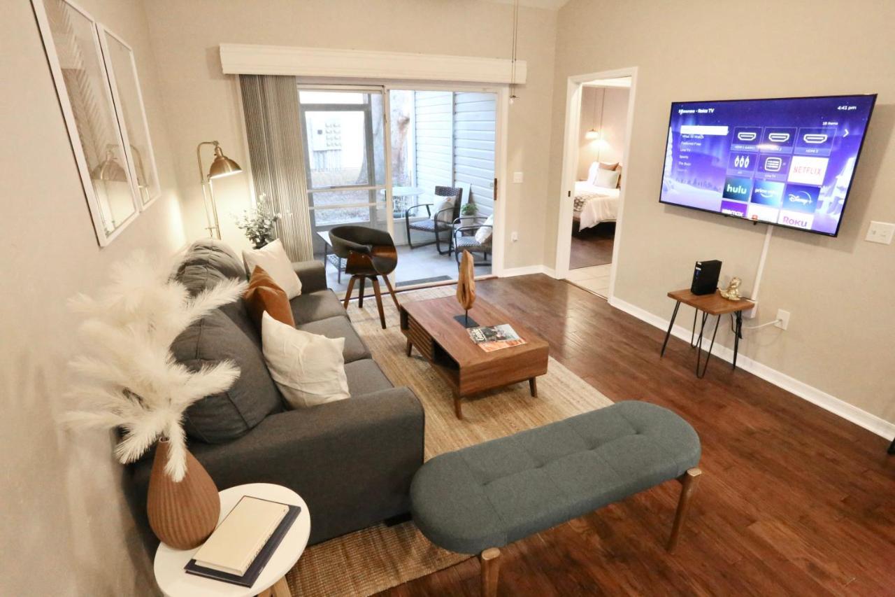 Nomad Retreat King Bed Boutique Condo W Garage Gainesville Buitenkant foto